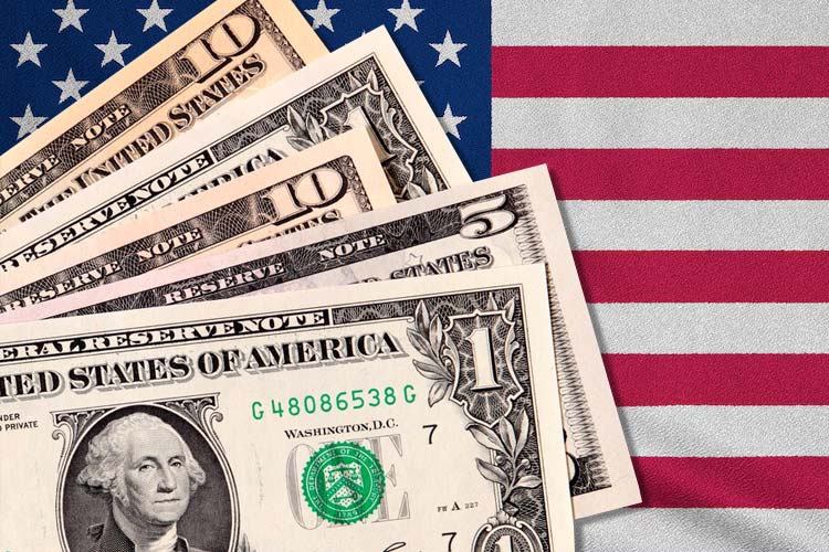 Dolar Menguat, Trump Janji Tidak Menunda Tarif