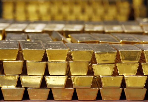 Emas Di Dekat Level Puncak $3,791 seiring Pelemahan Dolar